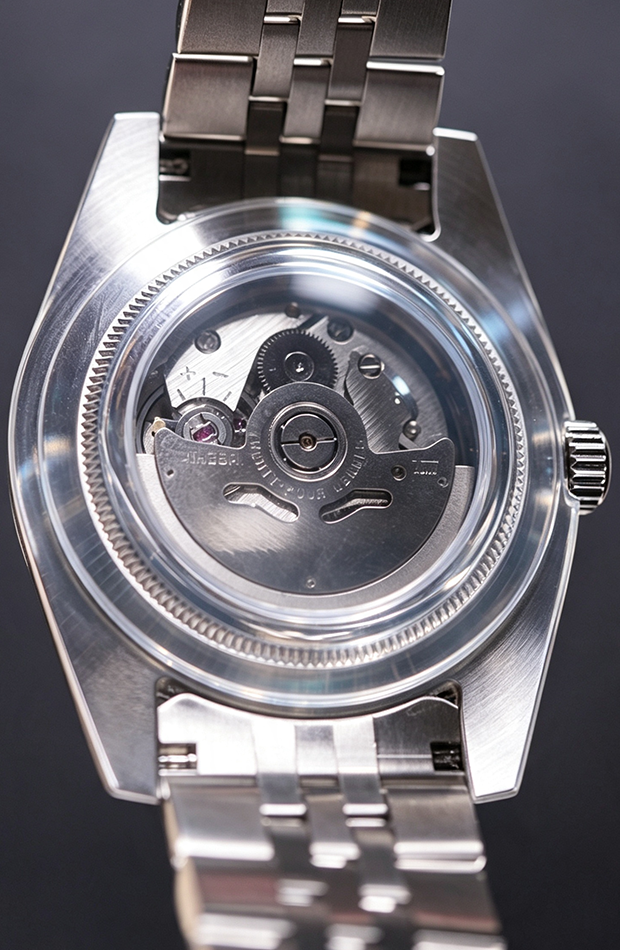 Green Custom NH35 Watch, Quote Dial